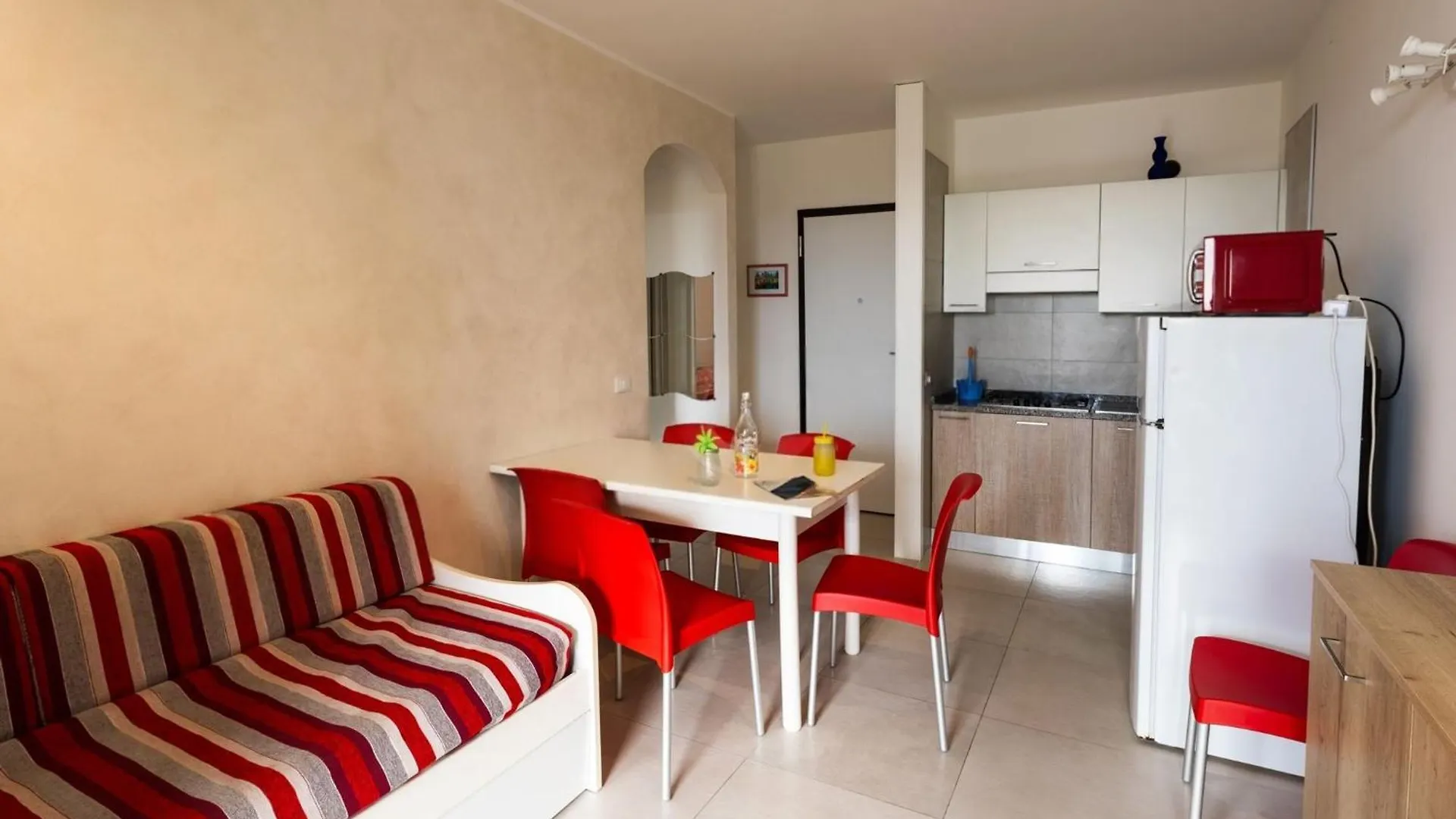 Апартаменты Bright Fllat Near The Beach In Бибионе