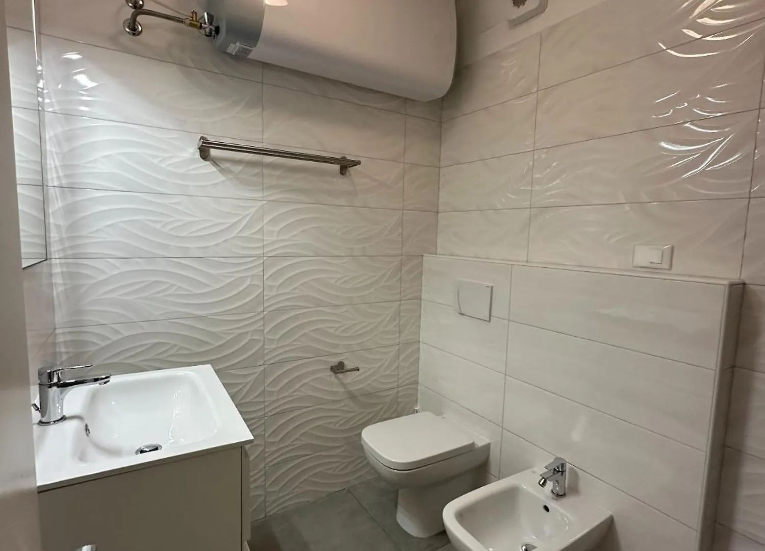Bright Fllat Near The Beach In Бибионе Апартаменты