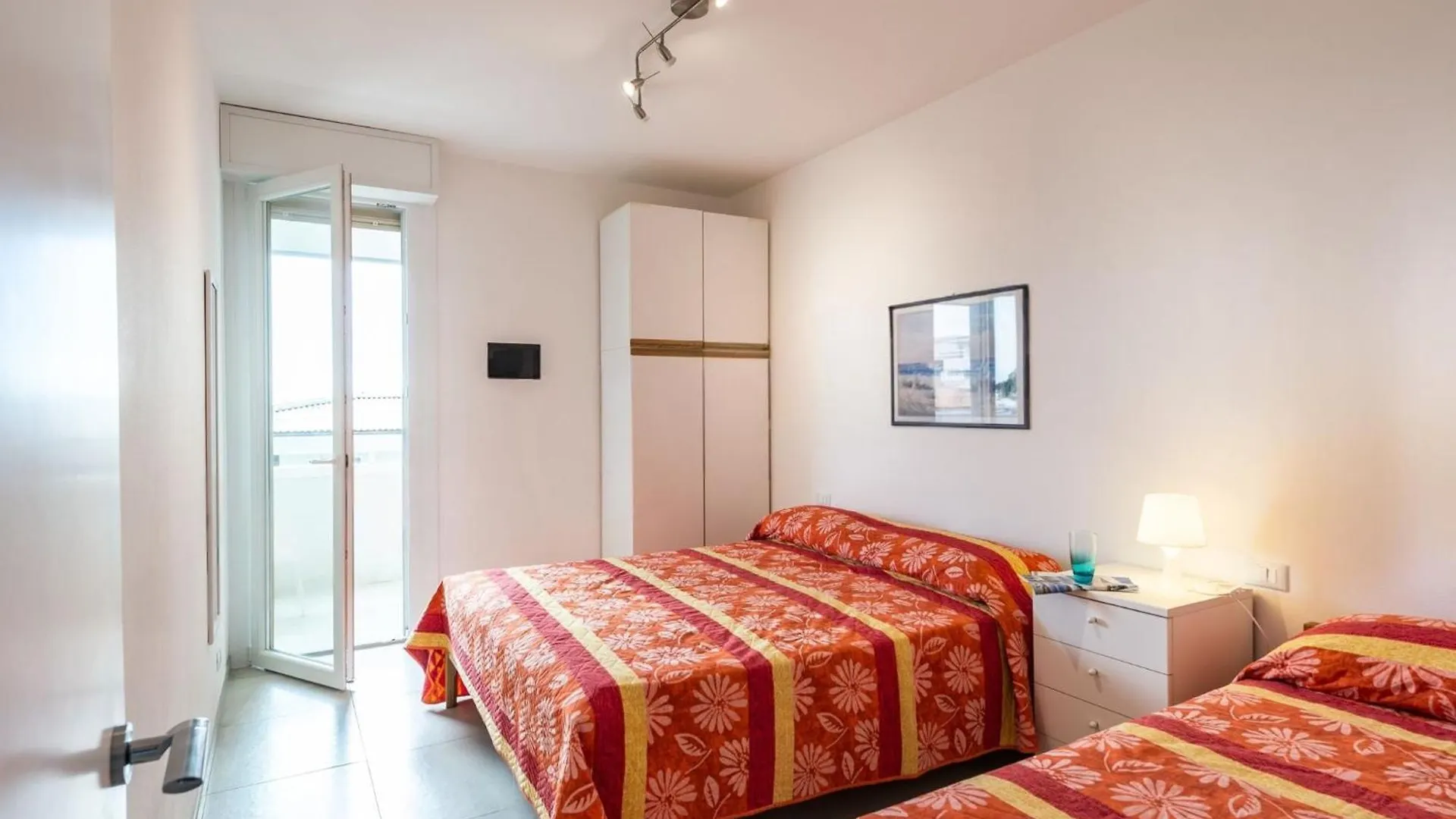 Апартаменты Bright Fllat Near The Beach In Бибионе